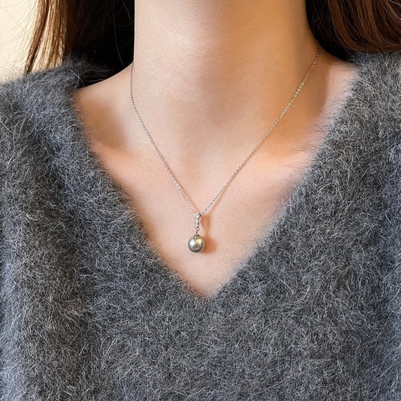 GOLICC Simple Grey Pearl Necklace - Picture 9 of 10